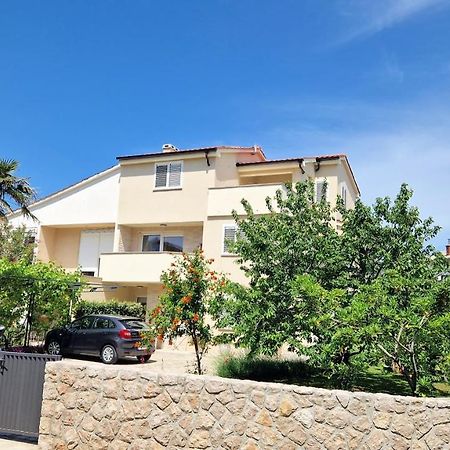 Apartment Pipo Krk Town Exterior photo