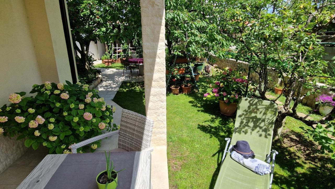 Apartment Pipo Krk Town Exterior photo