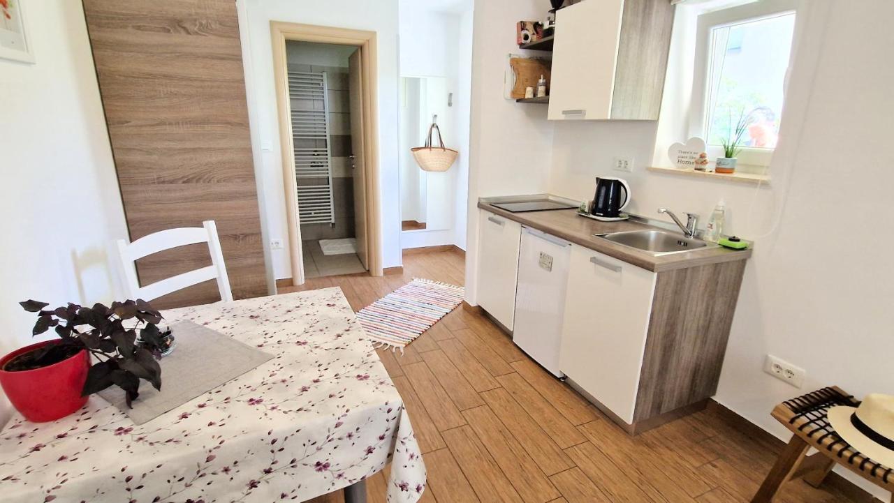 Apartment Pipo Krk Town Exterior photo