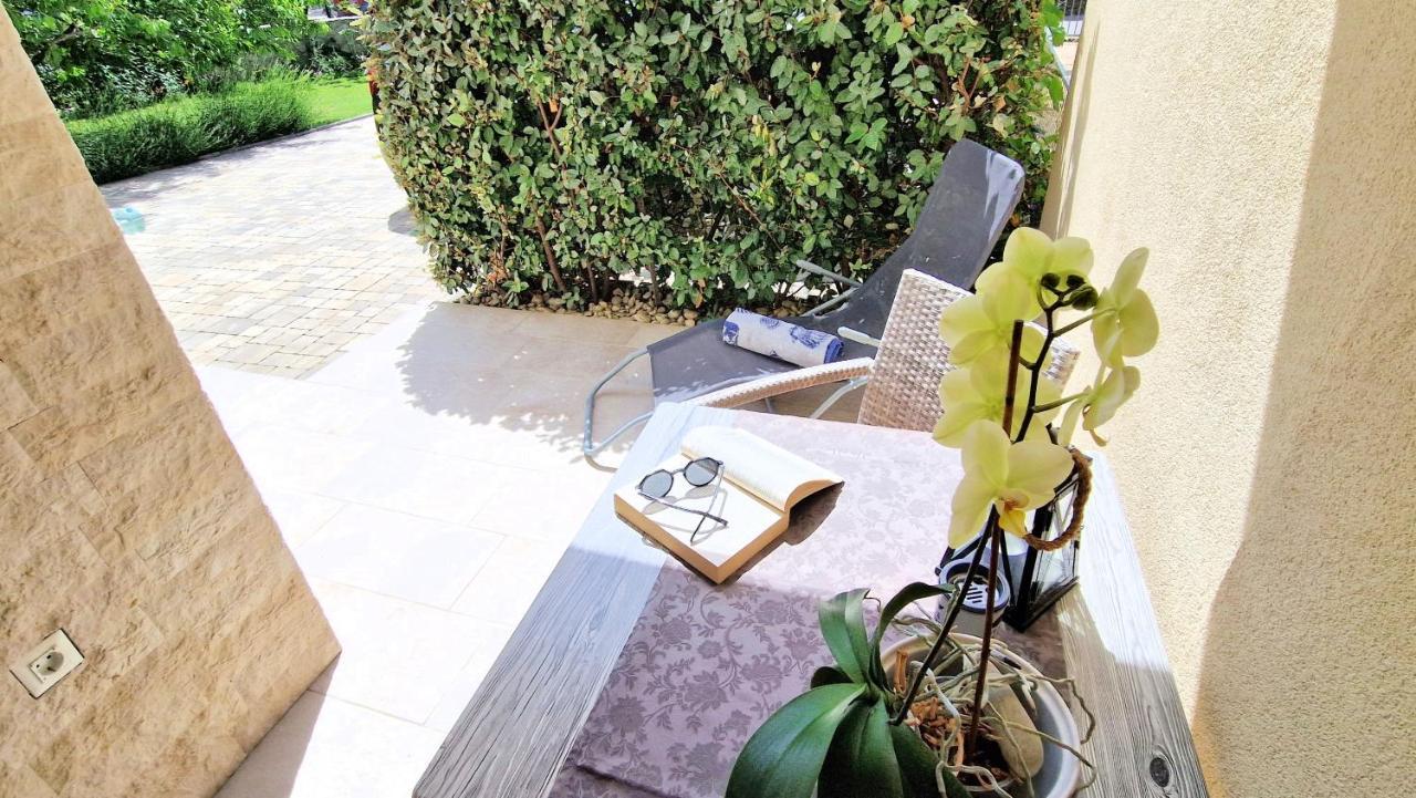 Apartment Pipo Krk Town Exterior photo
